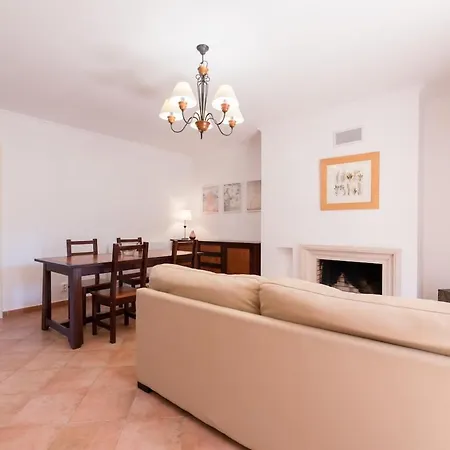 Nitin * Aroeira (Setubal)