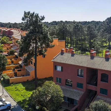 Apartment Nitin Aroeira (Setubal)
