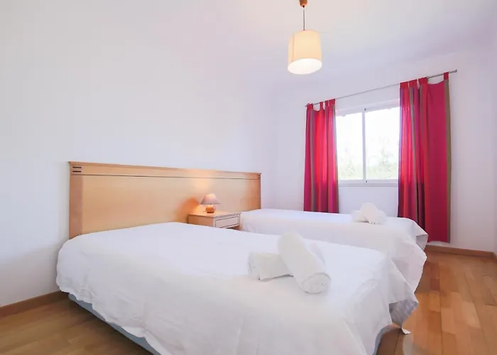 아파트 Nitin Aroeira (Setubal)